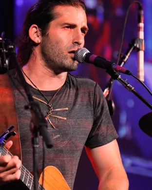 Adam Ezra Group Milwaukee