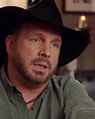 Garth Brooks Milwaukee
