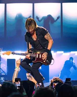 Keith Urban Twin Lakes
