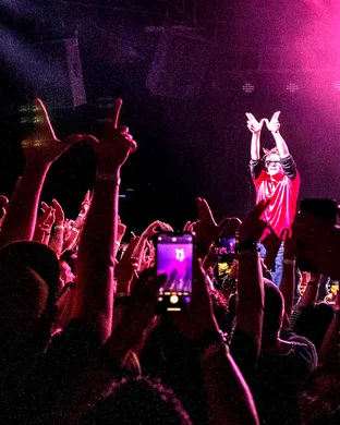 Weezer Milwaukee